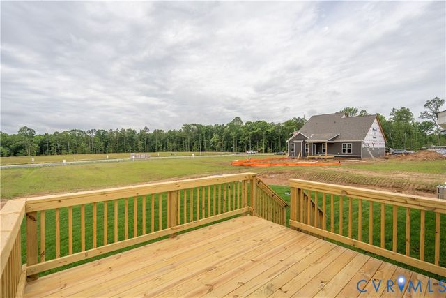 16831 Creek Parke Dr, Moseley, VA 23120