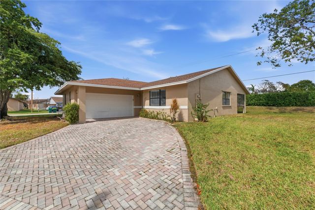 7520 NW 88th Terrace, Tamarac, FL 33321