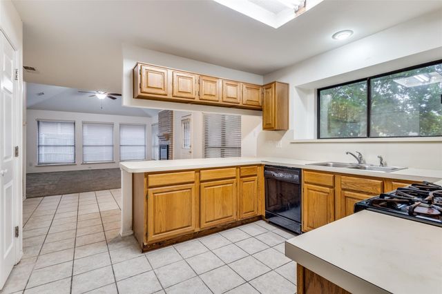 2104 Bershire Drive, Flower Mound, TX 75028