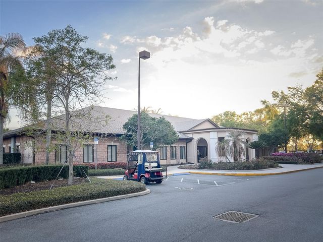 20801 QUEEN ALEXANDRA DRIVE, Leesburg, FL 34748