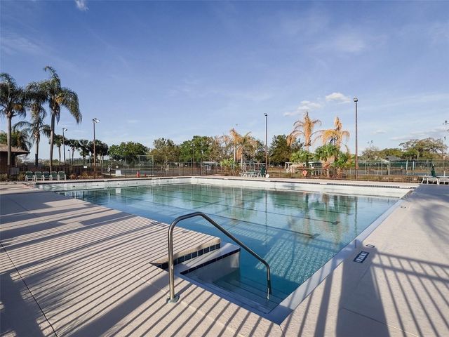 20801 QUEEN ALEXANDRA DRIVE, Leesburg, FL 34748