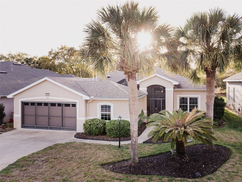 20801 QUEEN ALEXANDRA DRIVE, Leesburg, FL 34748