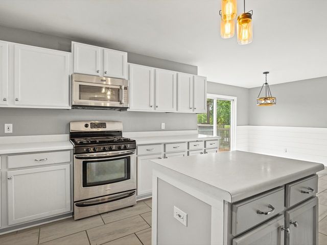 2625 Winfield Lane, Belvidere, IL 61008