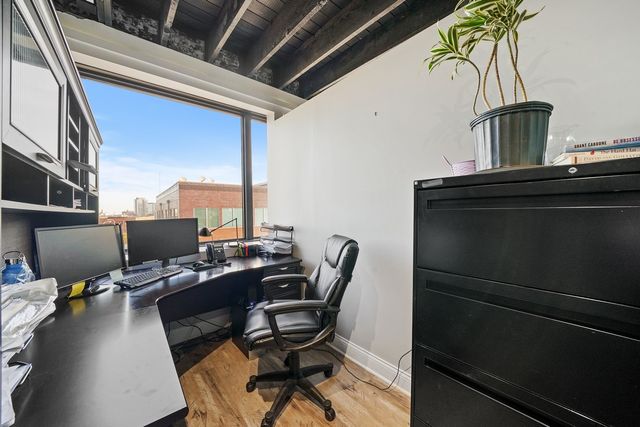 1000 N MILWAUKEE Avenue 403, Chicago, IL 60642