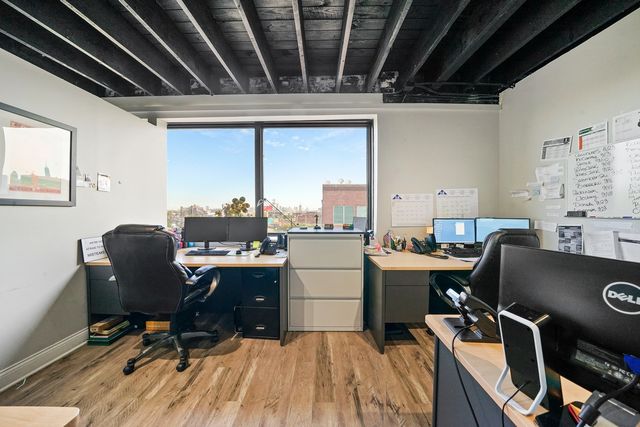 1000 N MILWAUKEE Avenue 403, Chicago, IL 60642