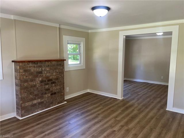 2053 US Highway 158 W, Reidsville, NC 27320