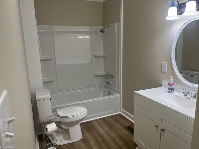 2053 US Highway 158 W, Reidsville, NC 27320