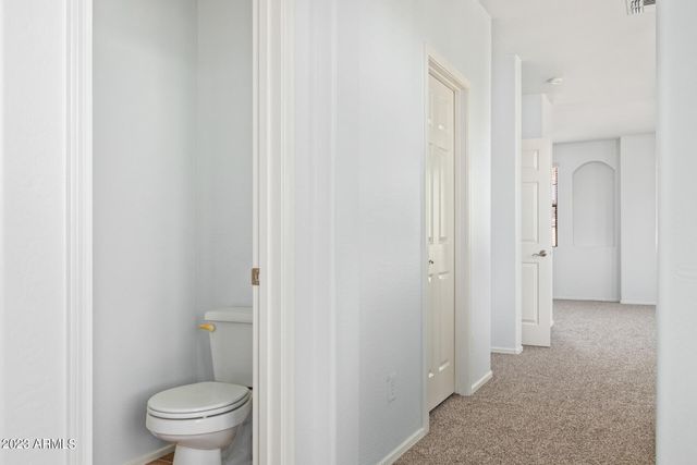 2390 W SLEEPY RANCH Road, Phoenix, AZ 85085