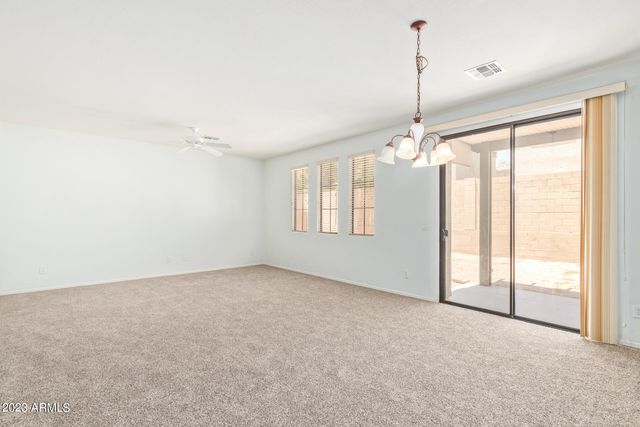 2390 W SLEEPY RANCH Road, Phoenix, AZ 85085