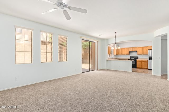 2390 W SLEEPY RANCH Road, Phoenix, AZ 85085