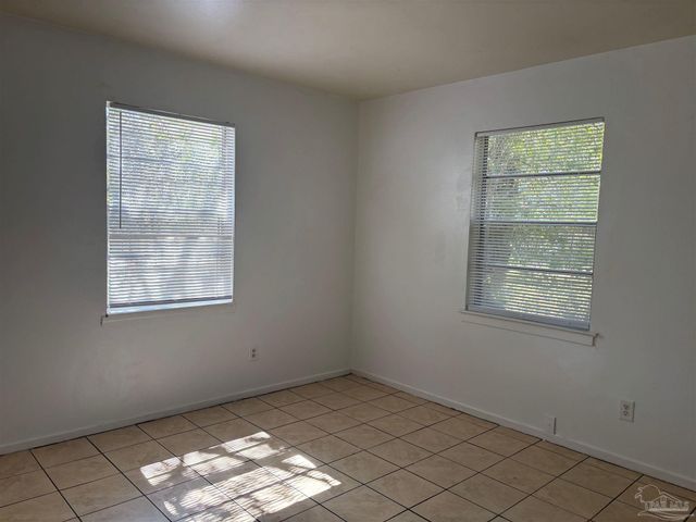 1103 Medford Ave, Pensacola, FL 32505