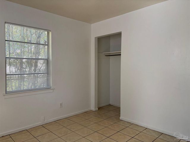 1103 Medford Ave, Pensacola, FL 32505