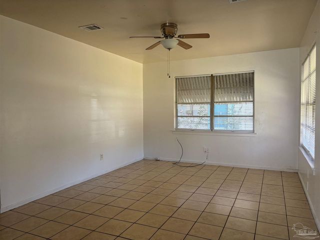 1103 Medford Ave, Pensacola, FL 32505