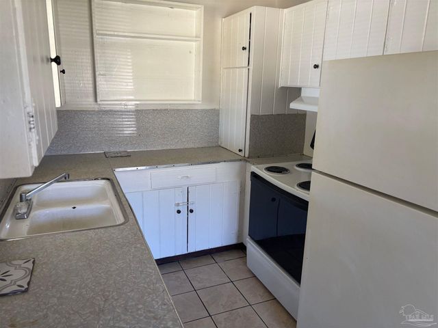 1103 Medford Ave, Pensacola, FL 32505