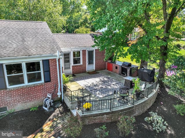 3 WINDEMERE CT, York, PA 17402