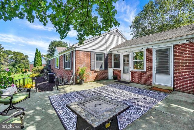 3 WINDEMERE CT, York, PA 17402