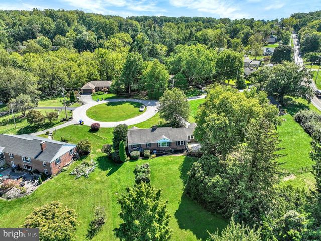 3 WINDEMERE CT, York, PA 17402