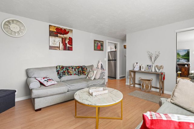 5531 S COPPER CITY DR, Kearns, UT 84118