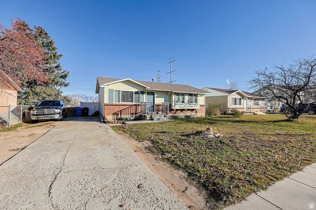 5531 S COPPER CITY DR, Kearns, UT 84118