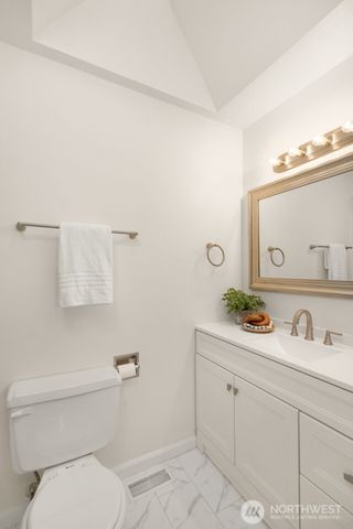 8129 NE 131st Street, Kirkland, WA 98034