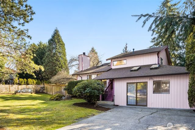 8129 NE 131st Street, Kirkland, WA 98034