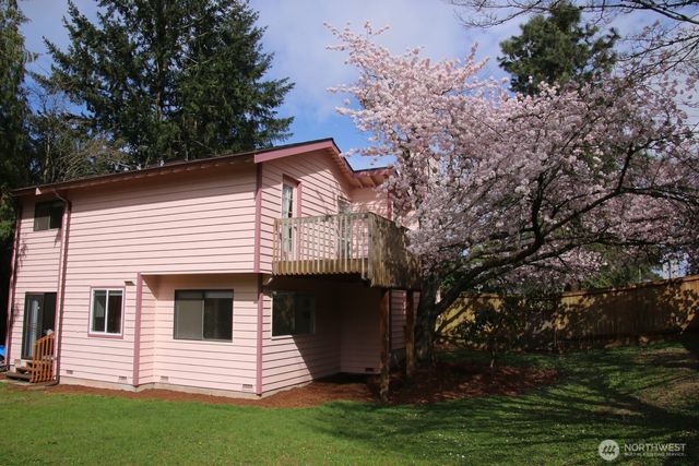 8129 NE 131st Street, Kirkland, WA 98034