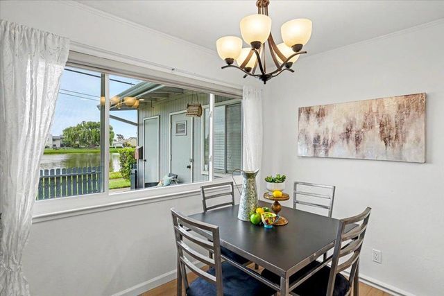 3125 Los Prados Street 1, San Mateo, CA 94403