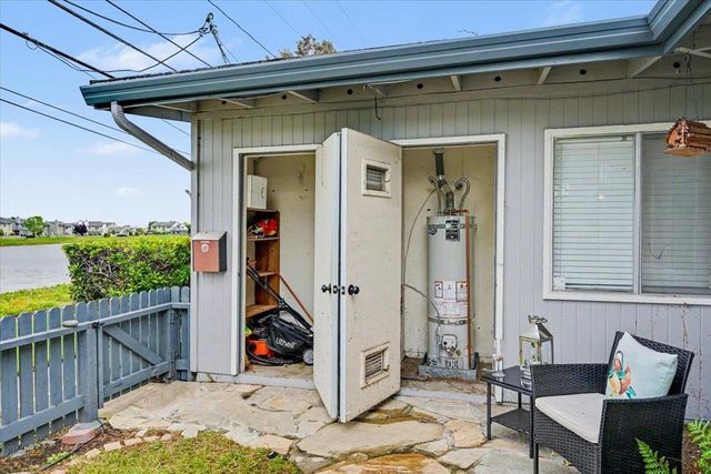3125 Los Prados Street 1, San Mateo, CA 94403
