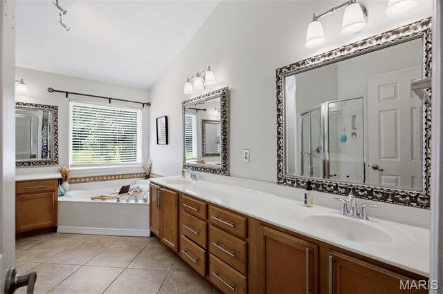 1446 Hawkins Meadow Drive, Fenton, MO 63026
