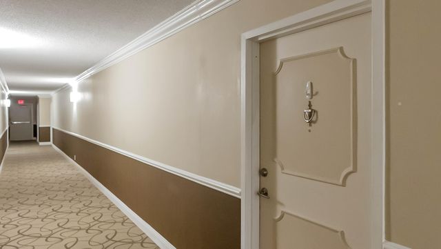 2000 S Ocean Boulevard, Pompano Beach, FL 33062