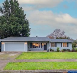 1394 Hayward St S, Salem, OR 97306