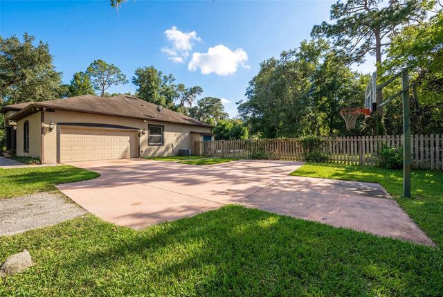 5130 MORNING DEW LOOP, Oviedo, FL 32765