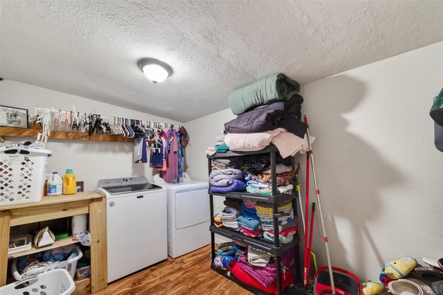 115 S Holmes Street, La Porte, TX 77571