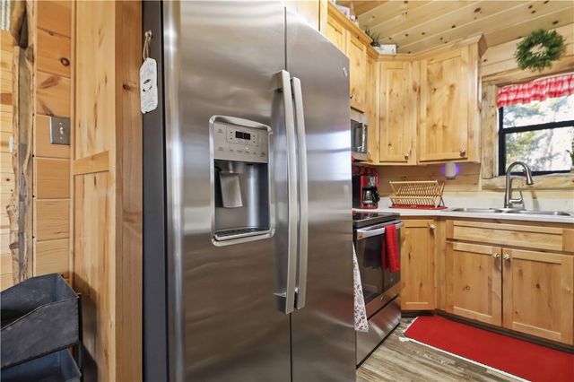 2250 County Road 220, Eureka Springs, AR 72631