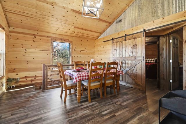 2250 County Road 220, Eureka Springs, AR 72631