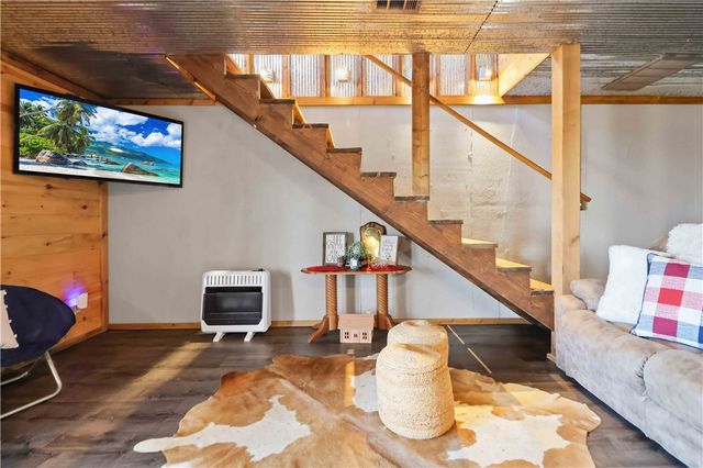 2250 County Road 220, Eureka Springs, AR 72631