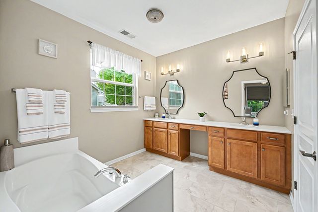 215 Honors Drive, Shorewood, IL 60404