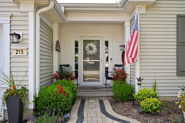 215 Honors Drive, Shorewood, IL 60404