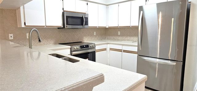 2736 PENZANCE STREET, Palm Harbor, FL 34684