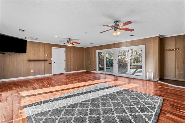 1005 Westminster Drive, Greensboro, NC 27410