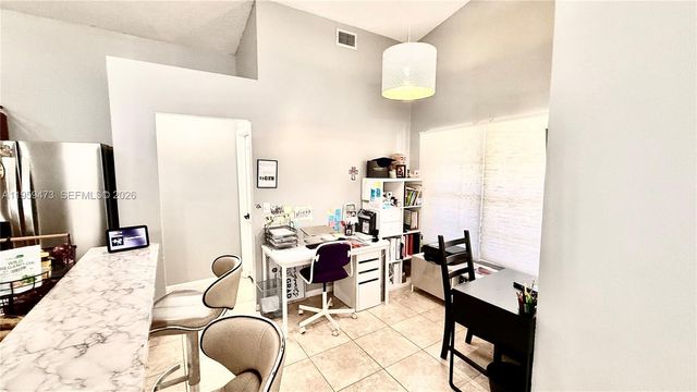 5470 Pine Cir, Coral Springs, FL 33067