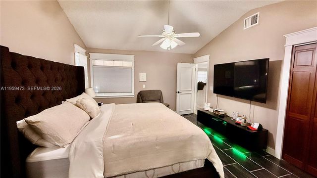 5470 Pine Cir, Coral Springs, FL 33067