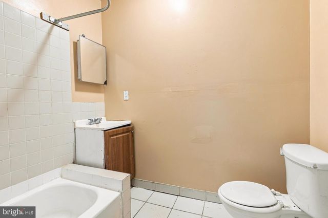 59 E WALNUT LN, Philadelphia, PA 19144