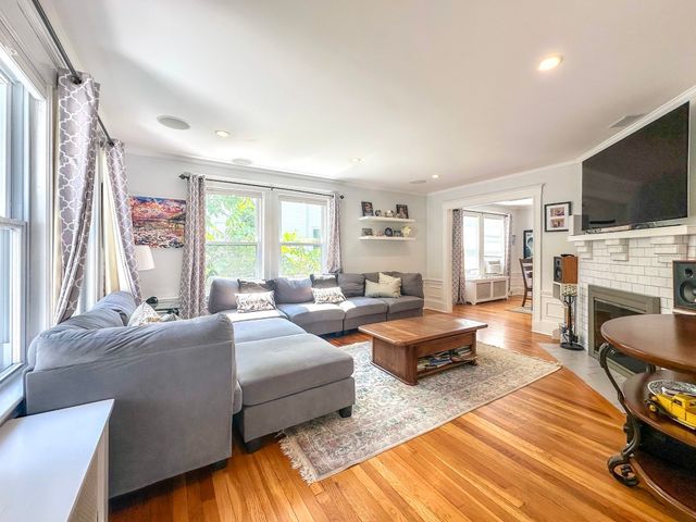 35 Reedsdale Road 35, Milton, MA 02186