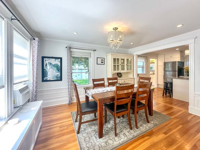 35 Reedsdale Road 35, Milton, MA 02186