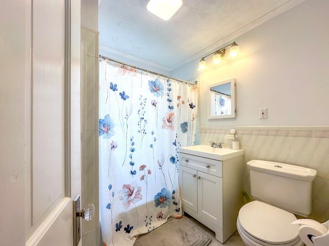35 Reedsdale Road 35, Milton, MA 02186