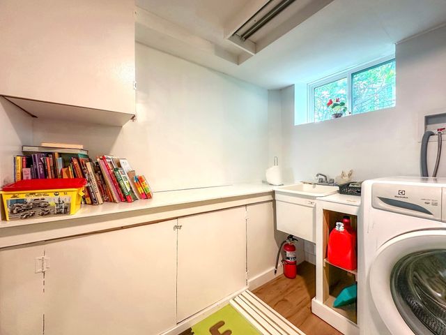 35 Reedsdale Road 35, Milton, MA 02186