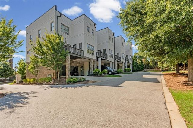 6097 Boylston Drive, Atlanta, GA 30328