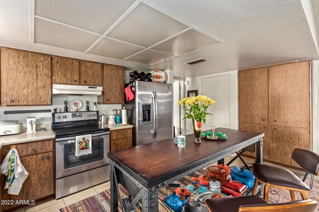 12728 N 40TH Place, Phoenix, AZ 85032