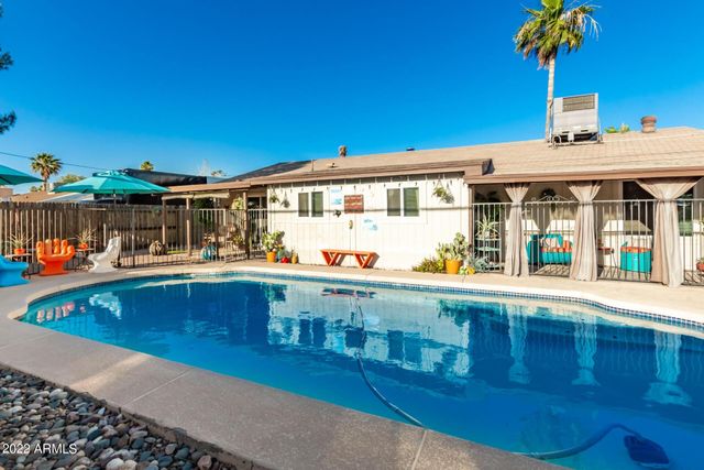 12728 N 40TH Place, Phoenix, AZ 85032